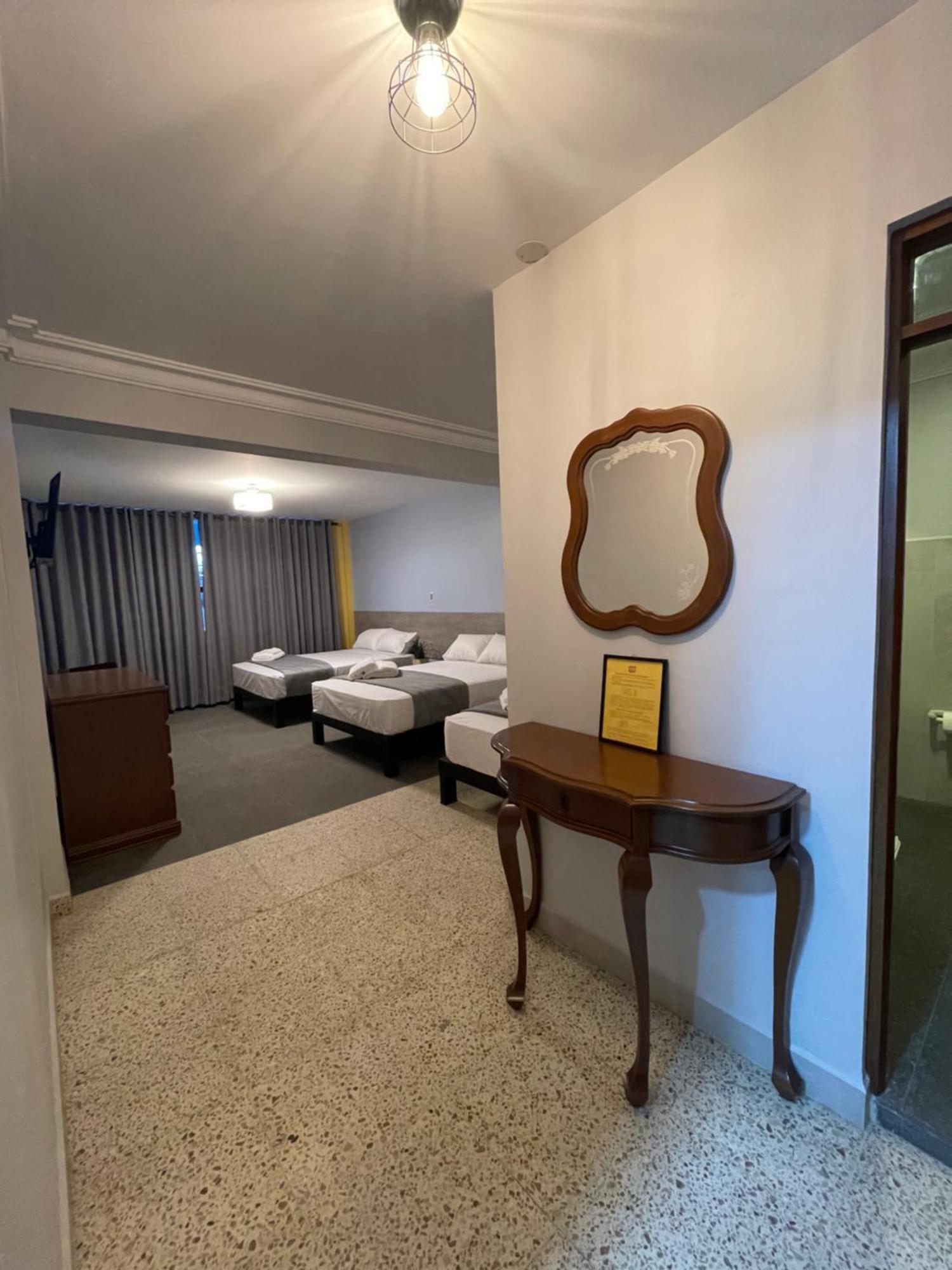 Izza Hotel كوتشابامبا المظهر الخارجي الصورة
